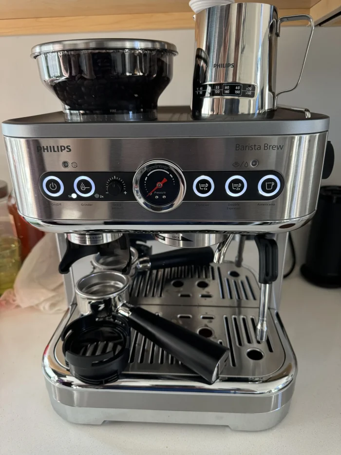 Philips Barista Brew Semi-Automatic Espresso Machine PSA3228/01 - Image 4