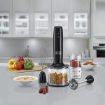 Black n Decker 3-in-1 Hand Blender HB600 with Chopper 600W - Image 3